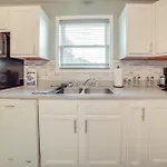 Quaint Erie Home With Smart Tvs And Yard 3 Mi To Lake